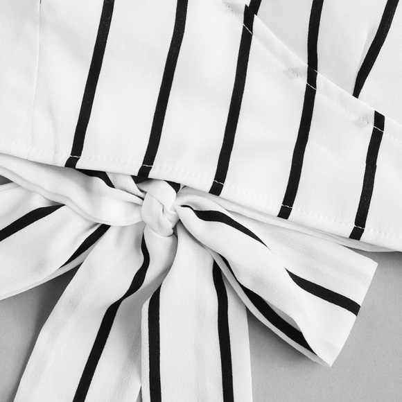 ~HP~ Stripe bow tie crop top and shorts - Picture 3 of 6